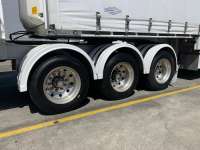 Image for 2013 MAXITRANS B Double Curtain Sider 2