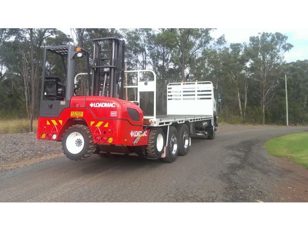 2019 ISUZU FXL NEW 2019 FXL , 350 HP , WITH NEW 2019 LOADMAC 825 EXTRA REACH image