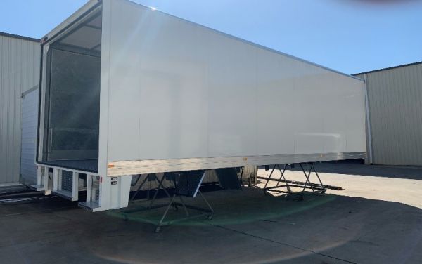 2023 Distinction Truck Bodies 7600 Pantech image