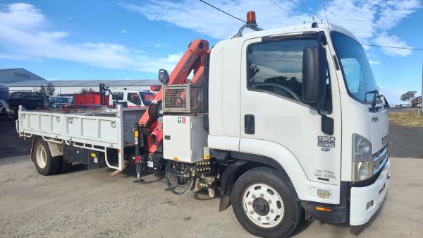 2012 Isuzu F Series FSR 700/850 Premium image