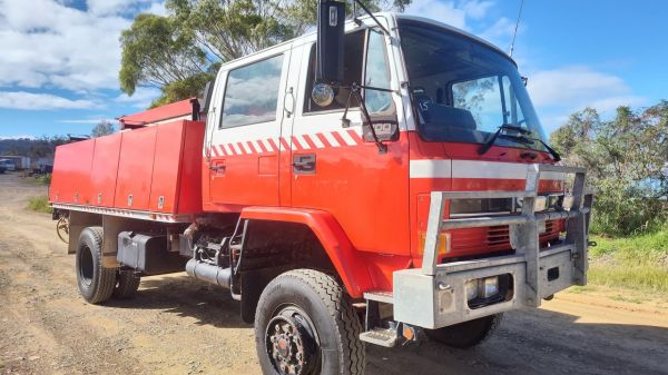1994 Isuzu F Series FTS 700 image