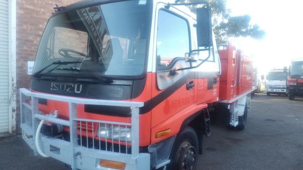 1996 Isuzu F Series FSS 500 image