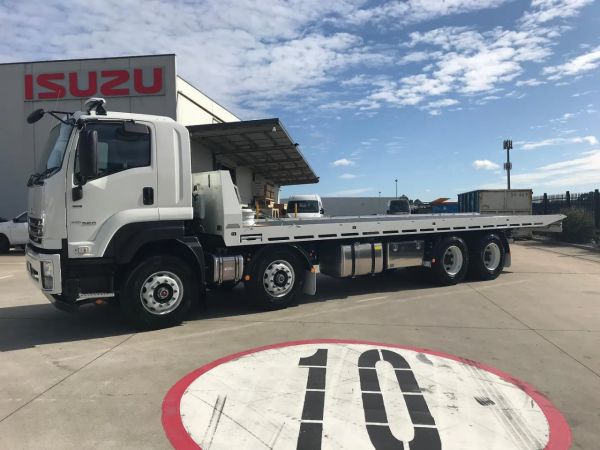 2024 Isuzu F SERIES FYJ300-350 Auto image