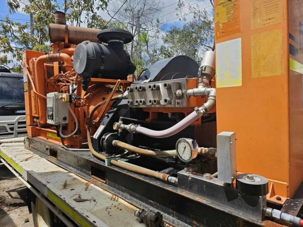 NLB 225/235 PUMP image