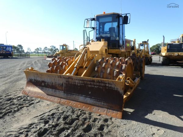2003 Caterpillar 815F image
