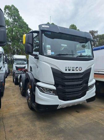 2023 Iveco S-Way AD460 8x4 Day Cab Hook Lift **In Stock** image