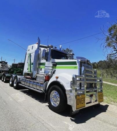 2019 KENWORTH T909 image