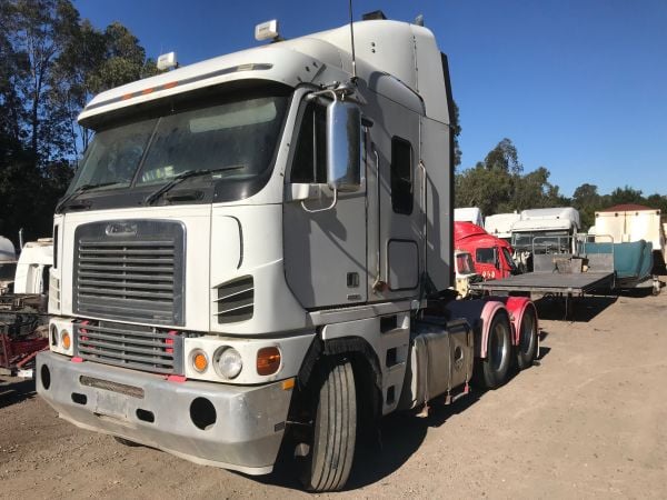 2010 Freightliner Argosy Cab chassis image