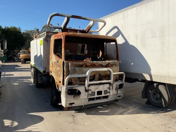Hino FM 2635 500 Series Water truck image