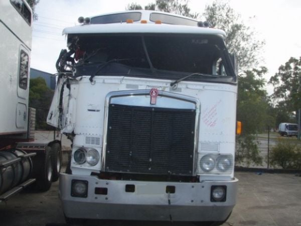 2003 Kenworth K104 Primemover image