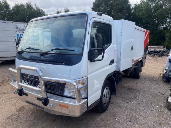 2006 Mitsubishi Canter Service Body Fe8 image