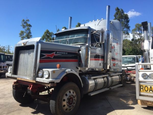 2003 Western Star 4864FX Primemover image