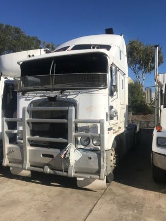 2003 Kenworth K104 Primemover image