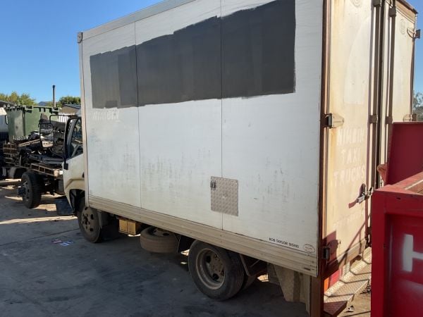 Hino Dutro 2/3/4/5 Pantech image