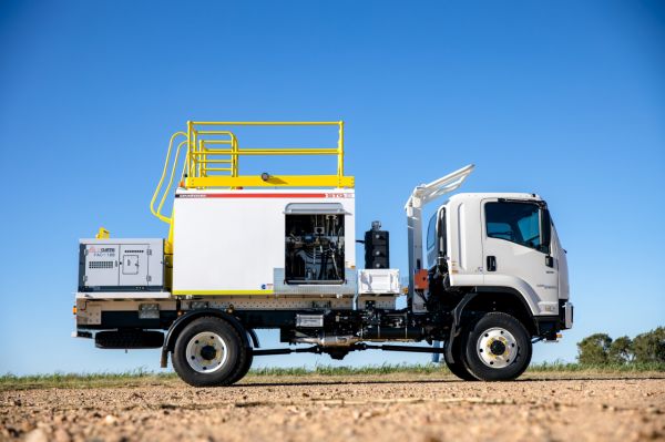 2024 Isuzu FTS 139-260 Service Body image
