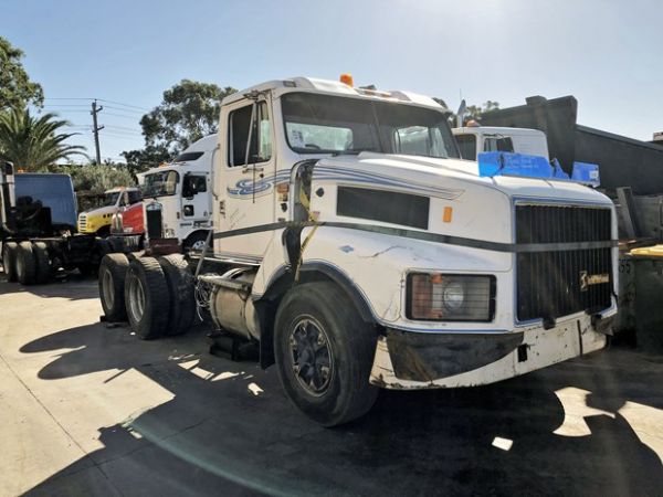 1995 INTERNATIONAL S3600 dismantling image
