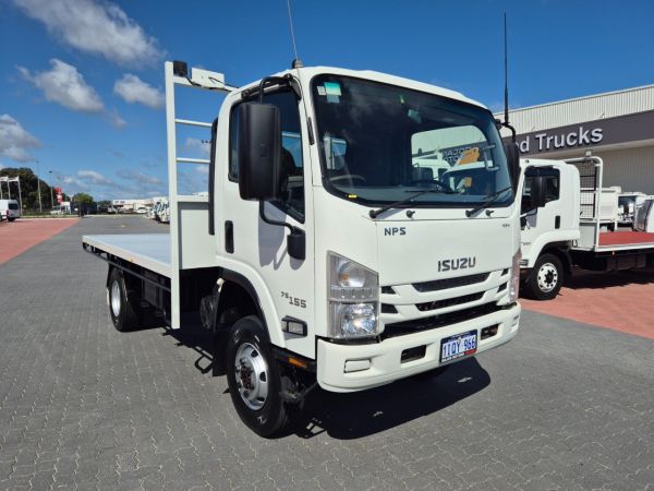 2016 Isuzu NPS 75/45-155 Tray 4x4 Tray and Boxes image