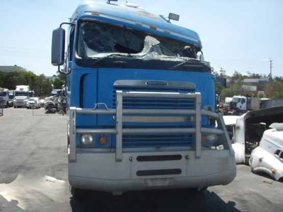 2004 Freightliner Argosy Primemover image