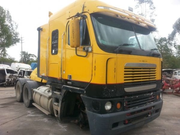 2003 Freightliner Argosy Primemover image