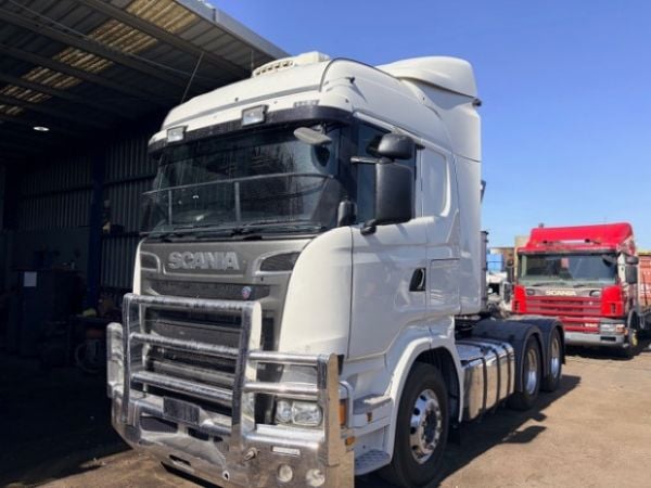 2018 Scania R560 Primemover 560HP AUTO image