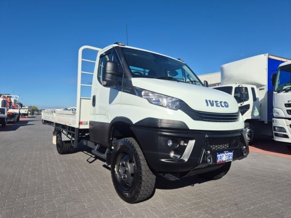 2021 Iveco 70-180 4x4 AUTO Daily Tray 4x4 AUTO 3 Ton Tray image