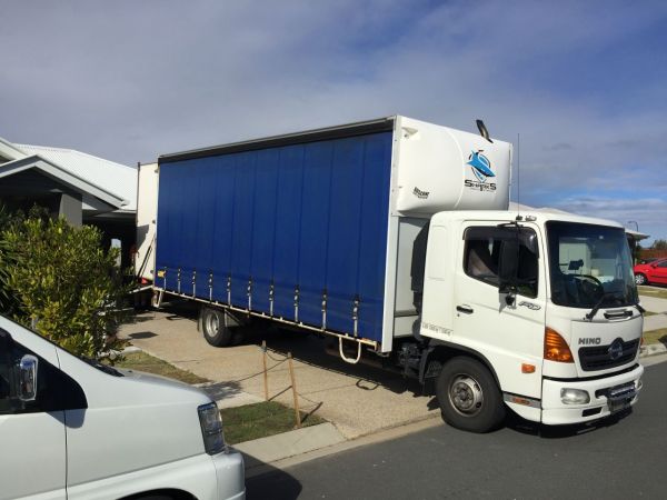 2006 Hino FD Ranger Pro 500 Curtain Sider image