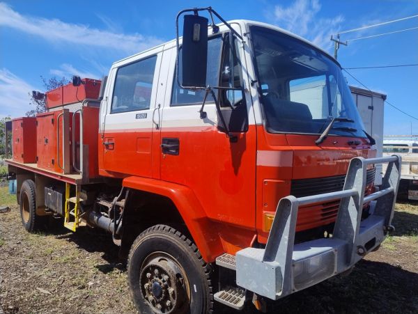 1994 Isuzu F Series FTS 700 image
