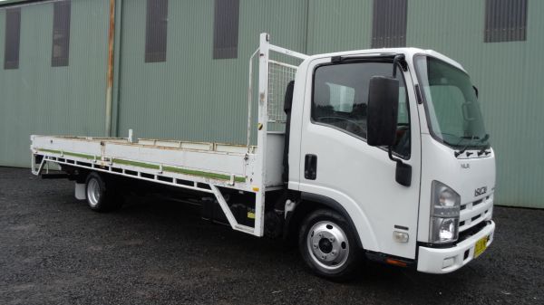 2011 ISUZU NLR image