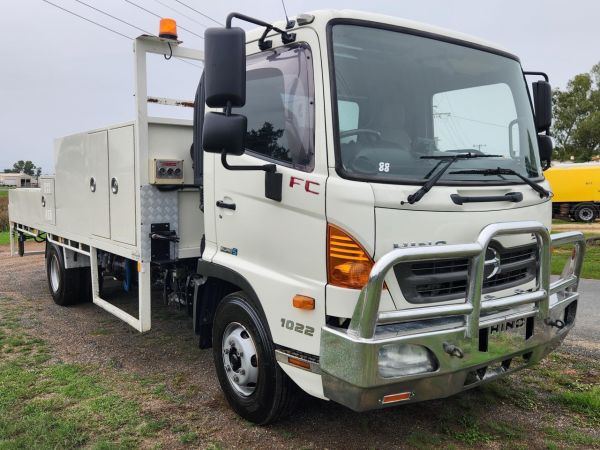 2013 HINO 500FC1022 Service Vehicle image
