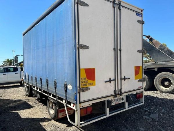 2013 HINO 500FC1022 Refrigerated image