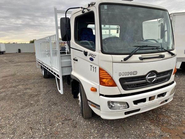2006 HINO FC4J Flatbed image