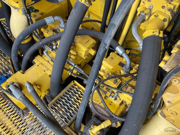2012 Komatsu PC4000 Excavator Steel Tracked image