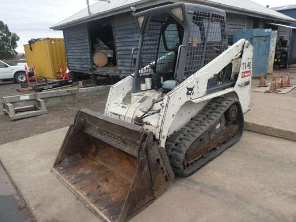 2012 BOBCAT T140 image