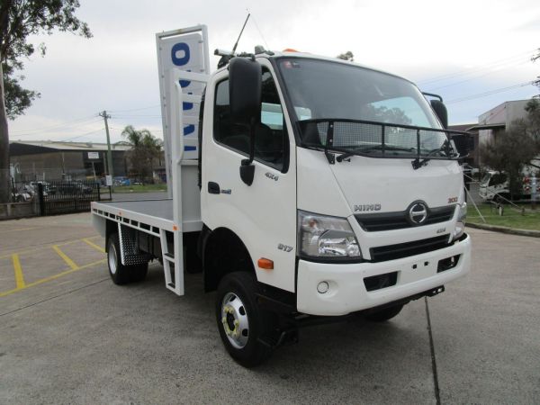 2019 Hino 300 Series 817 image