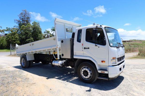 2013 Fuso Fighter FM 1627 Auto image