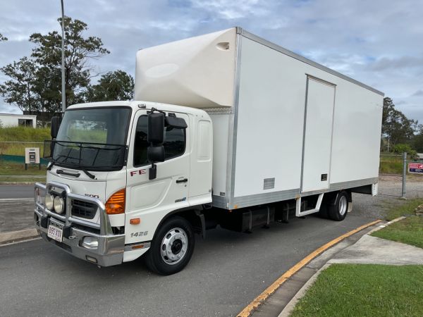 2017 Hino FE 1426-500 Series Pantech image