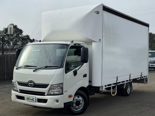 2019 Hino 717 - 300 Series image