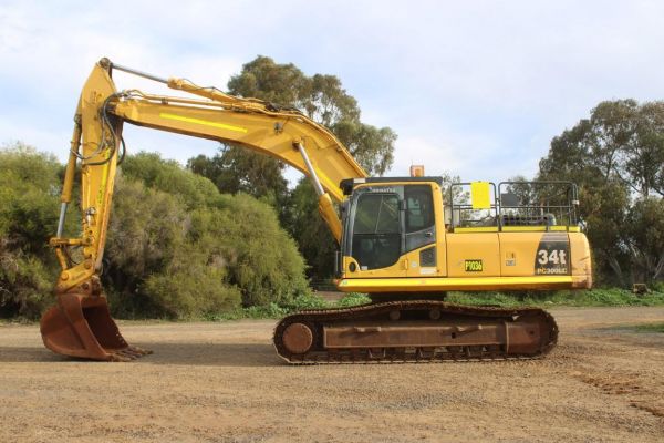 2017 Komatsu Pc300lc-8 image