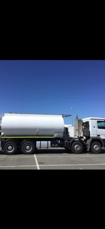 2011 Mercedes-Benz ACTROS 3244 8X4 AUTO TANKER image