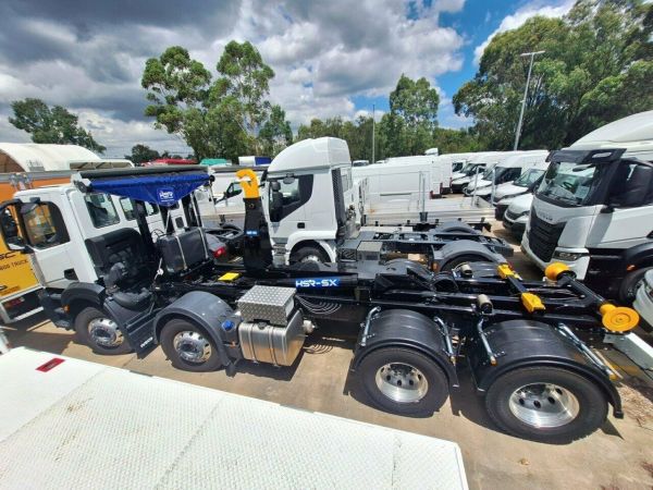 2023 Iveco Acco HSR Hook Lift image