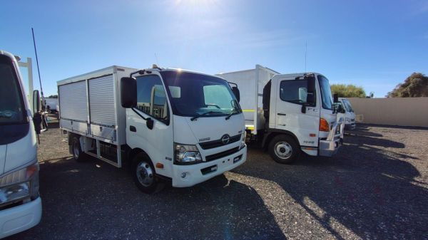 2014 HINO 300 816 Cab Chassis image