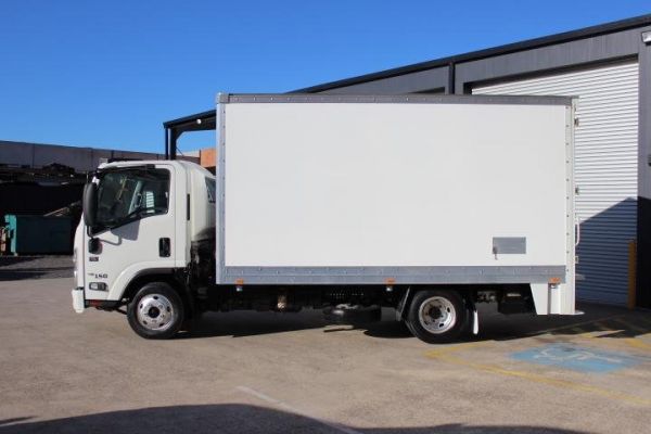 2021 Isuzu N Series NNR 45-150 image