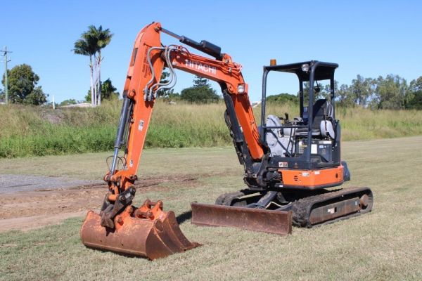 2017 HITACHI  ZX38U-5A image