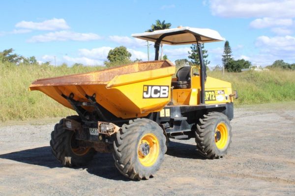 2017 JCB 6TST image