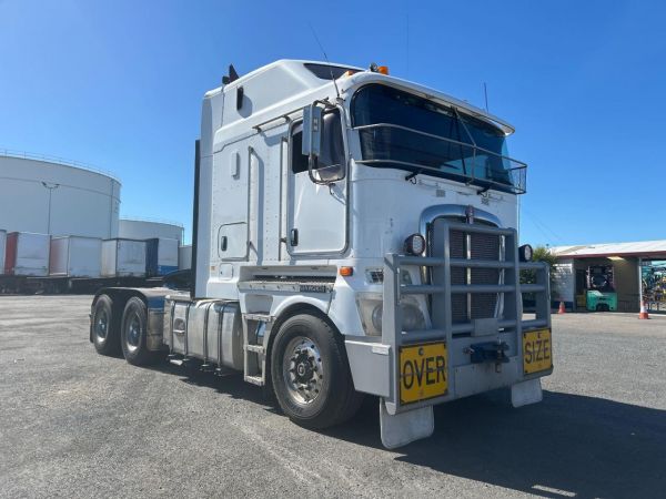 2017 Kenworth K200 Series image