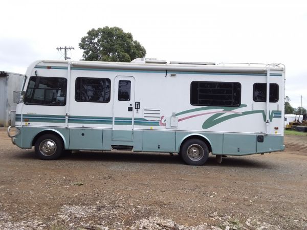 WINNEBAGO | EXPLORER MOTORHOME image