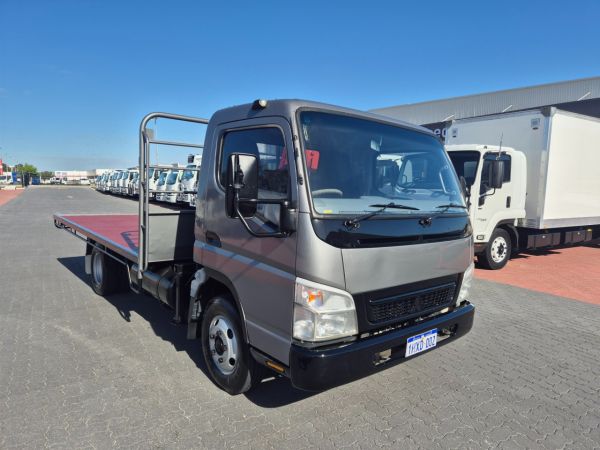 2006 Fuso Canter Crane Truck 3 Ton Tray and Crane image