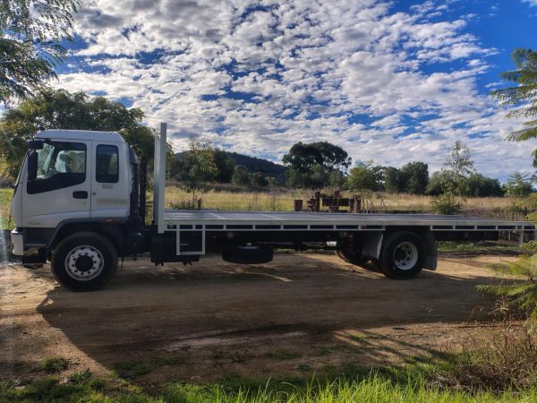 2005 Isuzu F Series FVD 950 image