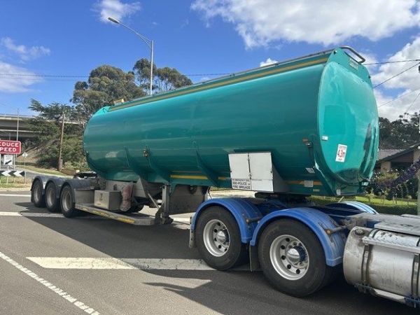 2017 HOLMWOOD HIGHGATE ROAD TRAIN 25 MT A ALUMINIUM FUEL TANKER image