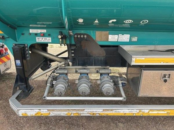 2014 HOLMWOOD 25 METRE A ALUMINIUM FUEL TANKER  image